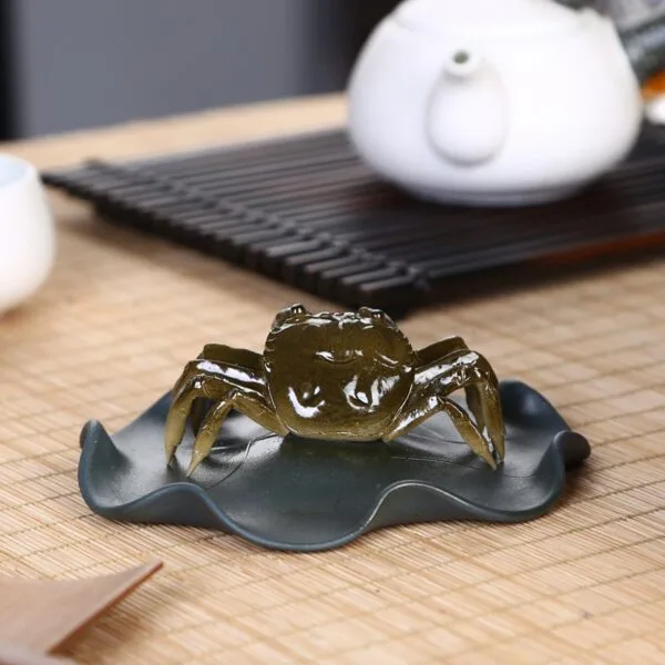 Color-changing green crab tea pet - Image 2