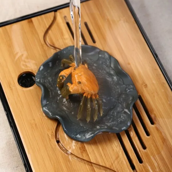Color-changing green crab tea pet - Image 3