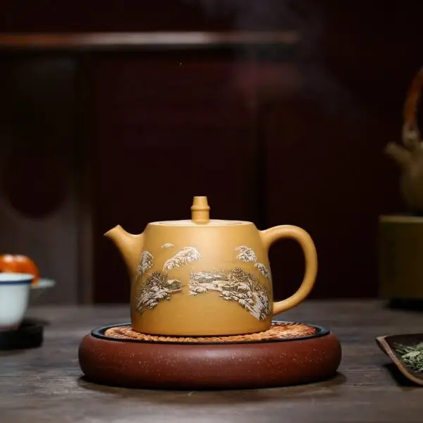 Yixing original gold clay purple sand teapot